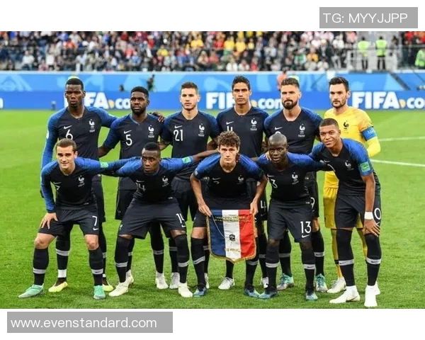 历史法国足球队球星全景回顾与经典阵容分析